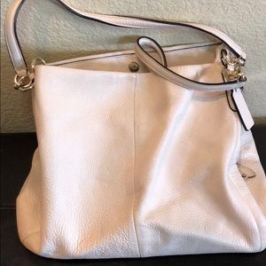 Authentic coach bag in great condition!